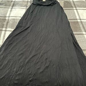 Kaileigh Black Maxi Skirt